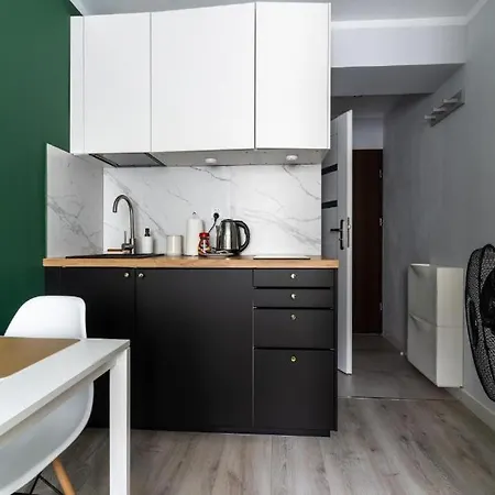 Modern 2 - Center - Ogrodowa